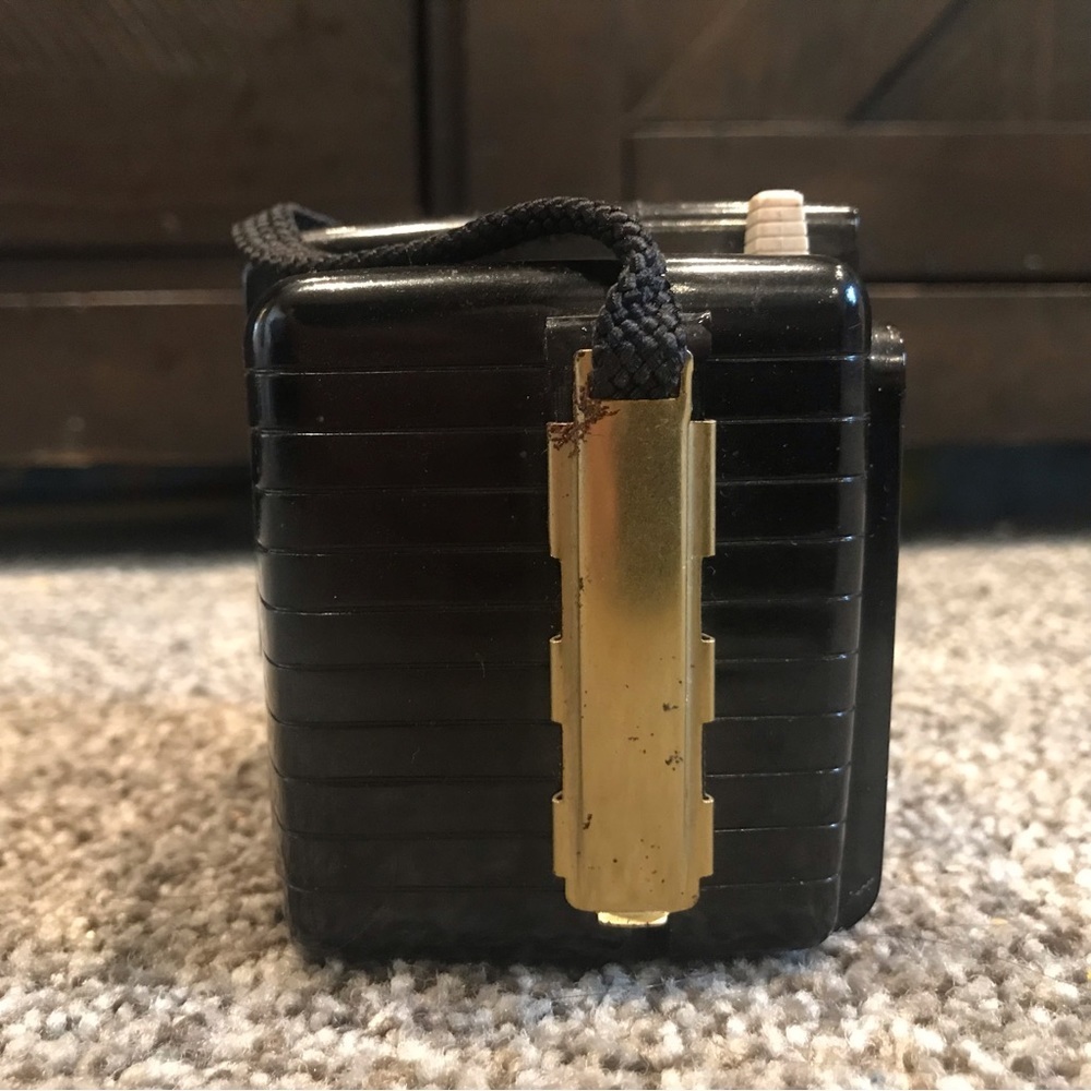 UNTESTED - Vintage Kodak Brownie Bullet Camera - for parts only - Picture 3 of 6